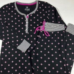 ‘Jane and Bleecker’ Black and Pink Pajama Set, size small